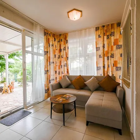 Classic And Smart With Terrace Διαμέρισμα *